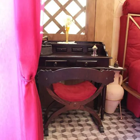 Couette-café Nives Pompéi